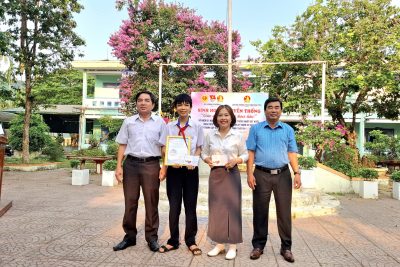 THCS PHẠM VĂN ĐỒNG: VINH DANH THÀNH TÍCH VÀ ÔN LẠI TRUYỀN THỐNG “THỜI HOA LỬA”